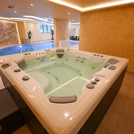 Retreat Wellness &
